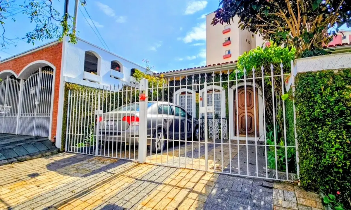 Casa com 4 quartos à venda em Jardim Luanda — foto 1