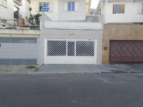 Casa com 3 quartos para alugar em Vila Paulista